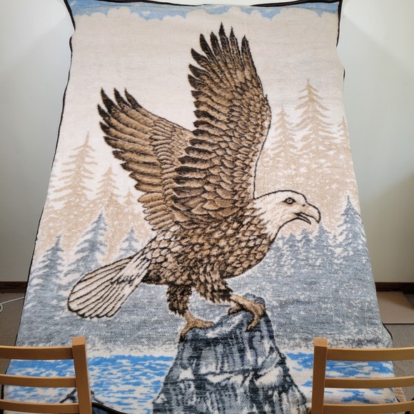 Vtg San Marcos Bald Eagle Blanket Reversible River Rock Scene 73x52 *Flaw* - Picture 1 of 10